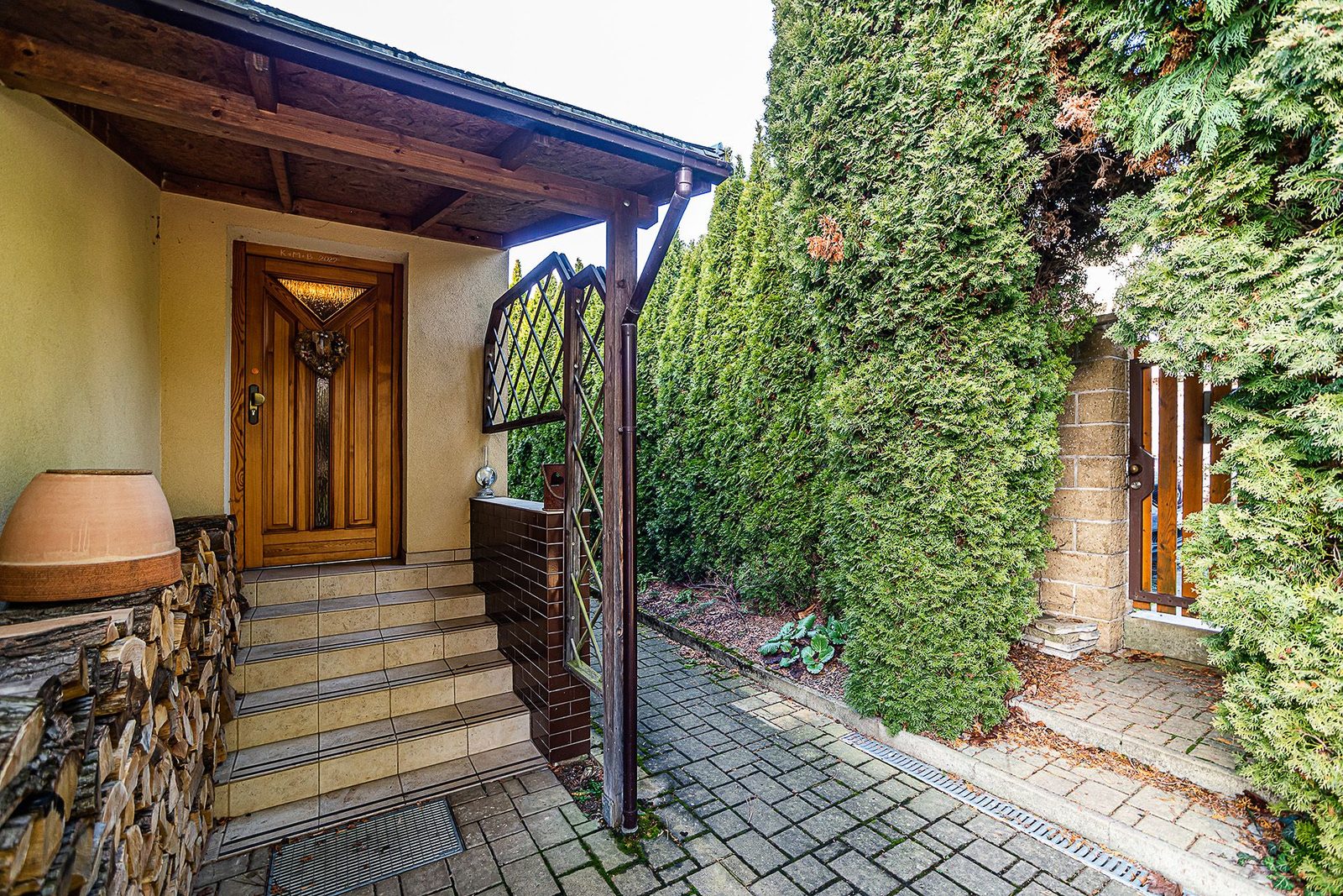2/3 of a Family House, Prague 4
