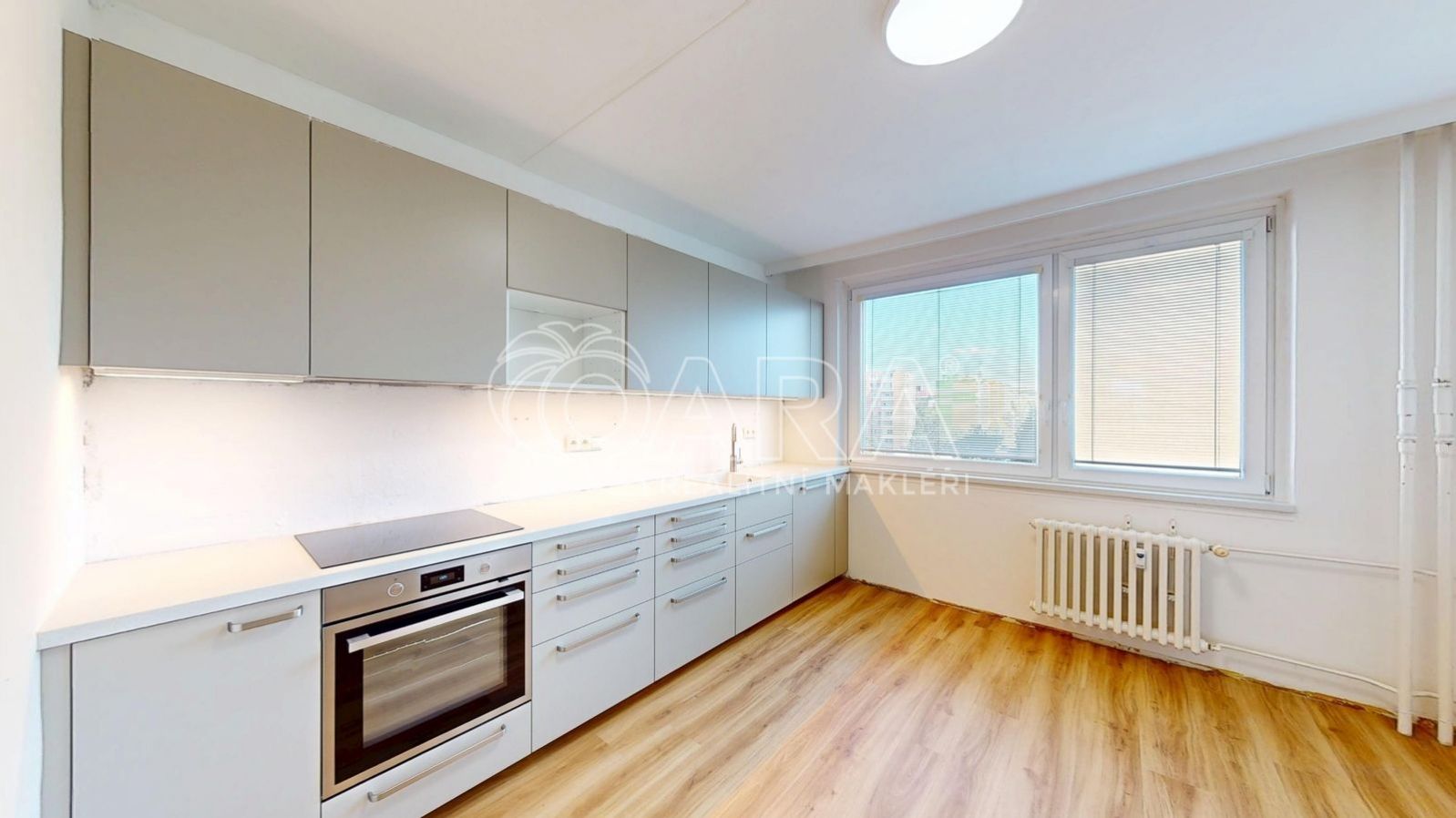 Apartment 3+1, Prague 4, Pejevové